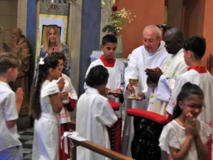 Fête Dieu E 21.33.58
