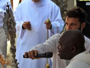 Fête Dieu fin 21.36.23