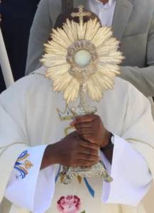 Fête Dieu fin 21.38.58